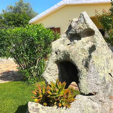 Sterlizia - 2 Steps From The Beach! - Vakantiehuis